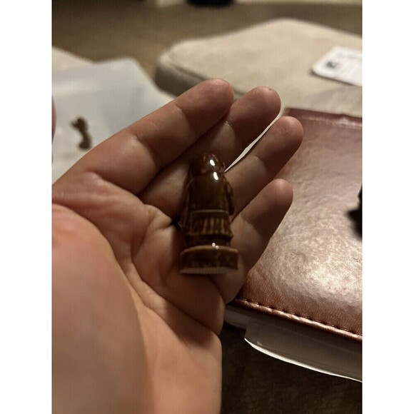 Circus Series Female Gorilla Wade Whimsie Red Rose Tea Figurine - Picture 3 of 3